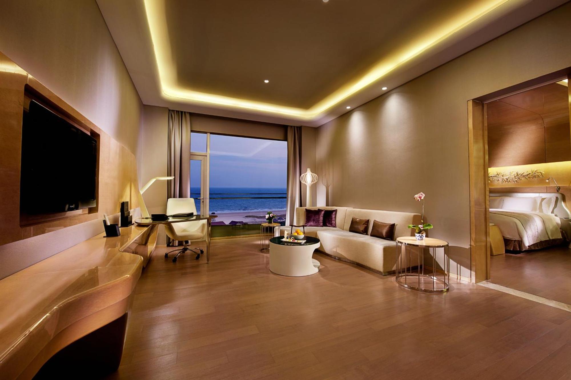 Wyndham Grand Qingdao Hotel Eksteriør billede