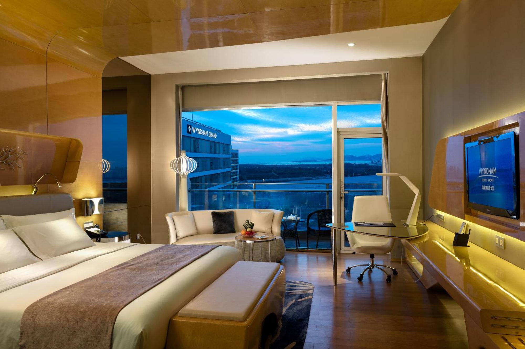 Wyndham Grand Qingdao Hotel Eksteriør billede