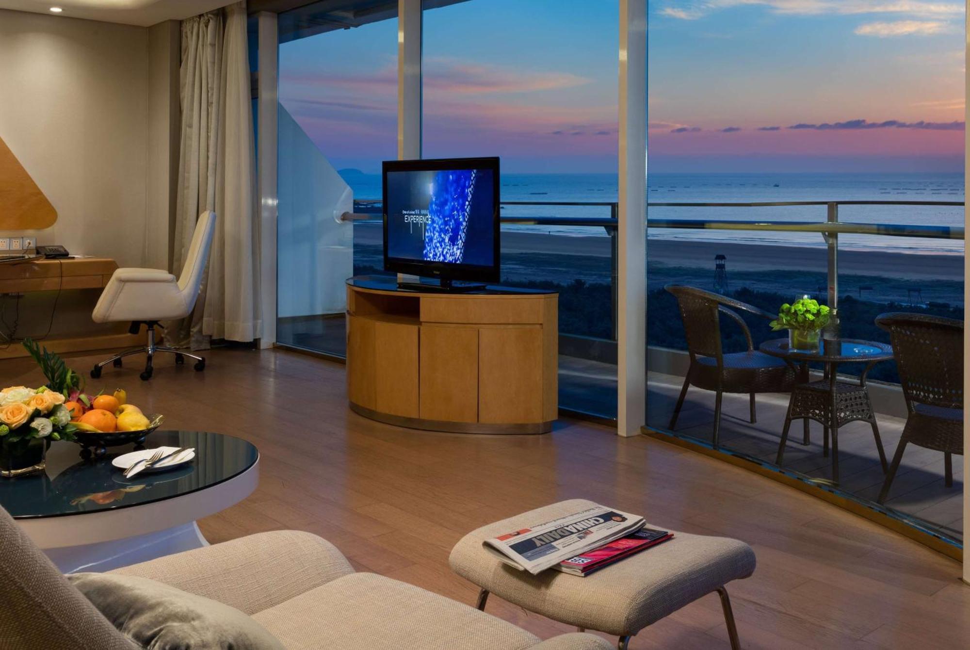 Wyndham Grand Qingdao Hotel Eksteriør billede